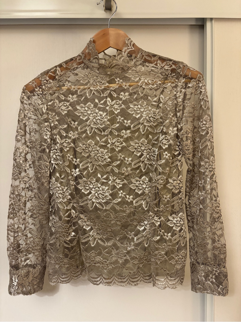 Vintage Neiman Marcus Floral Lace Top Size 4 Sheer Long Sleeve Scallop Mock Neck